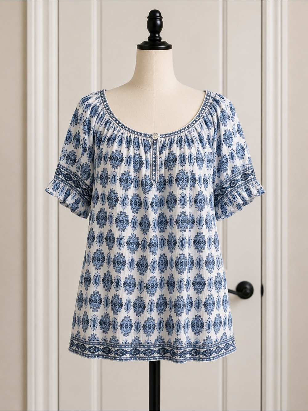 Max Studio White and Blue Printed Peasant Top